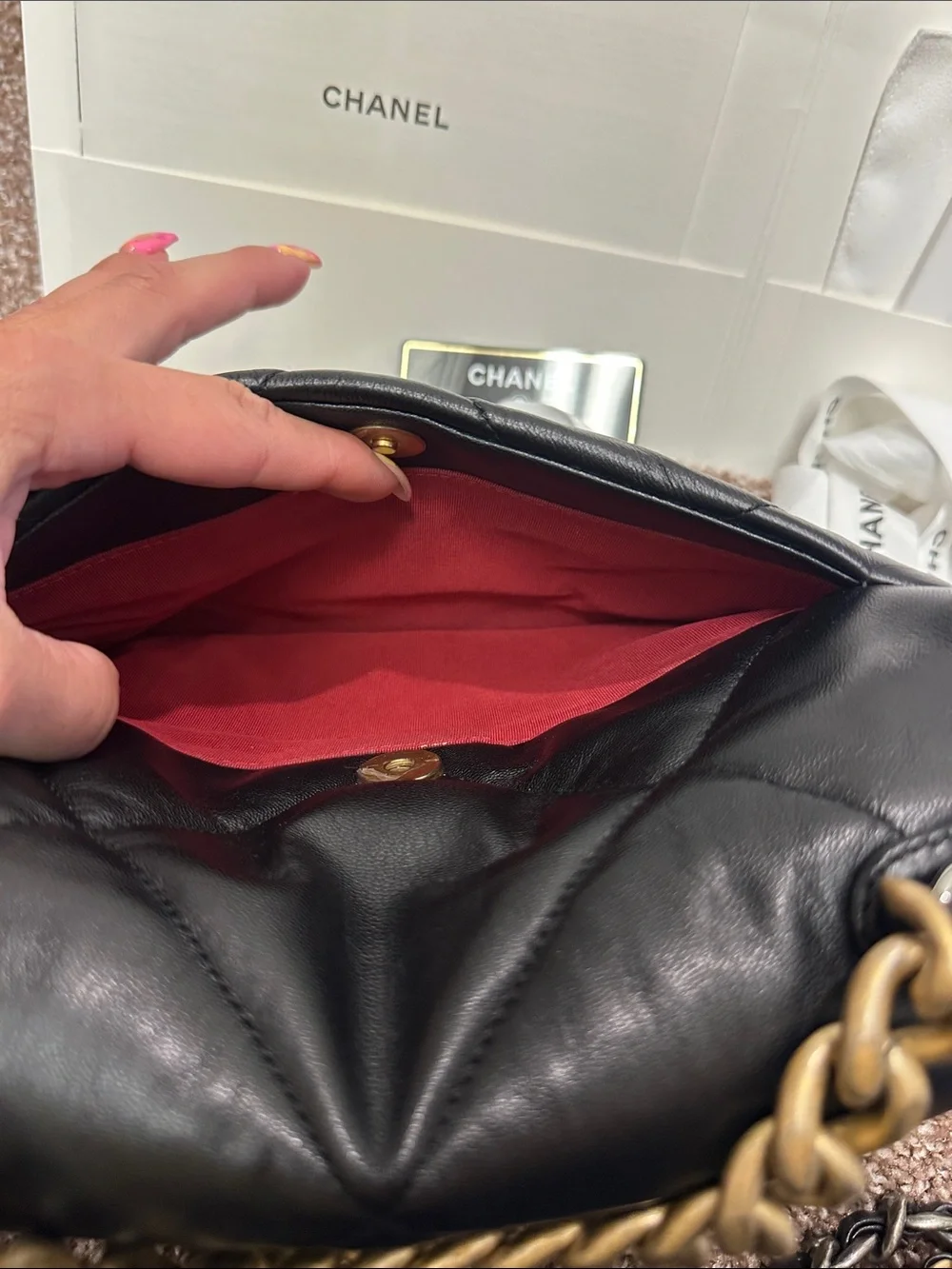 Chanel 19 small goatskin